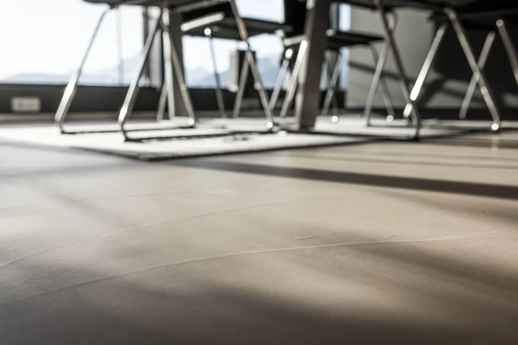 Die Belastbarkeit verschiedener Bodenbeläge im Überblick