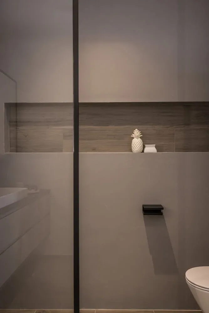 Material für Ihr fugenloses Bad – welches ist das beste?