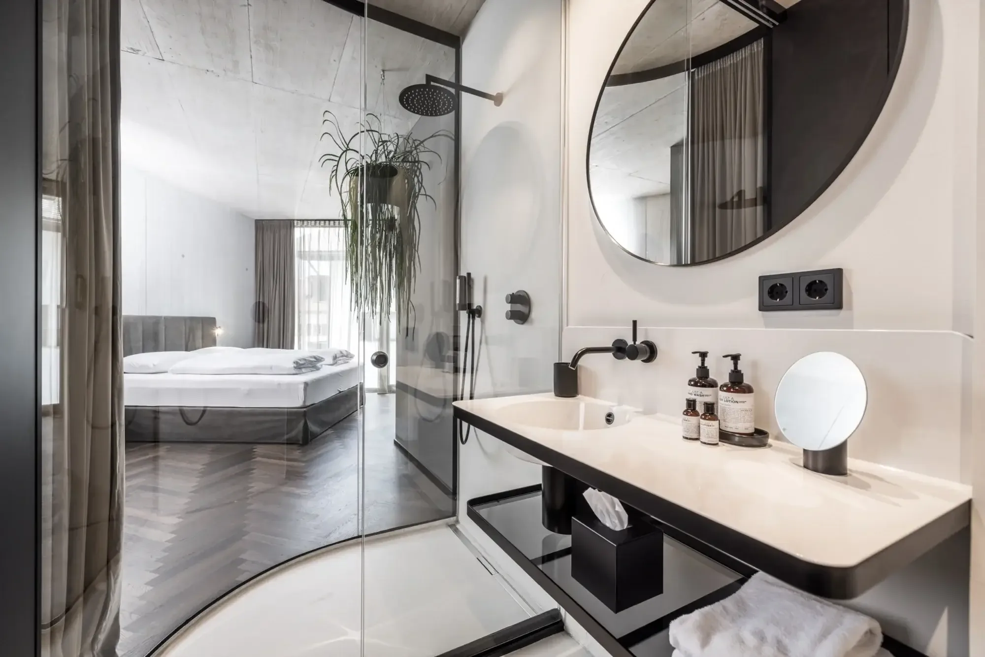 Fliesen überspachteln im Bad, ist das möglich? – Kreative Gestaltungsmöglichkeiten für Ihr Badezimmer vom Experten