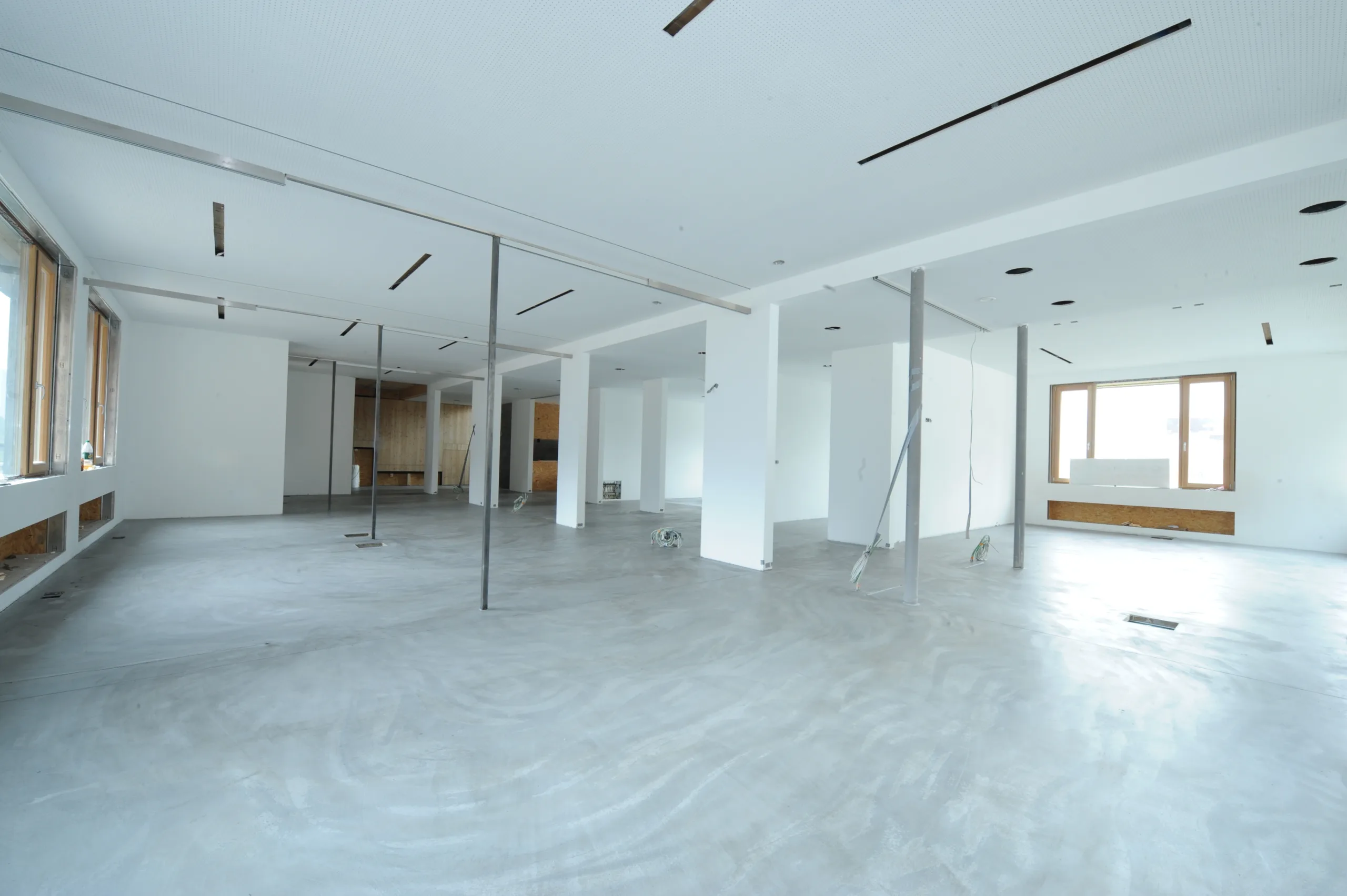 Professionelle Verlegung von fugenlosen Böden: Die richtige Wahl für ein herausragendes Ergebnis