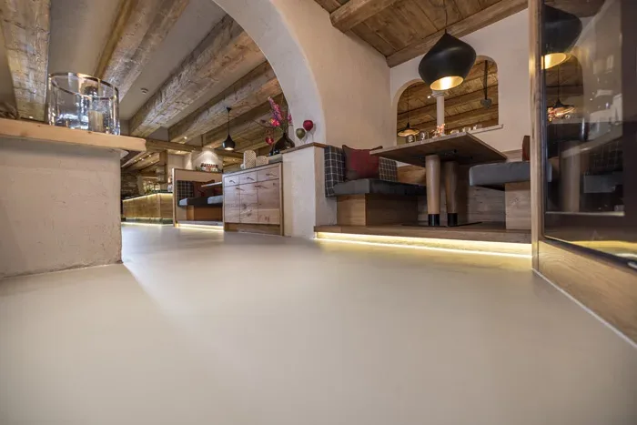 Welche Bodenbeläge sind pflegeleicht? Unsere Tipps zur Auswahl und Pflege