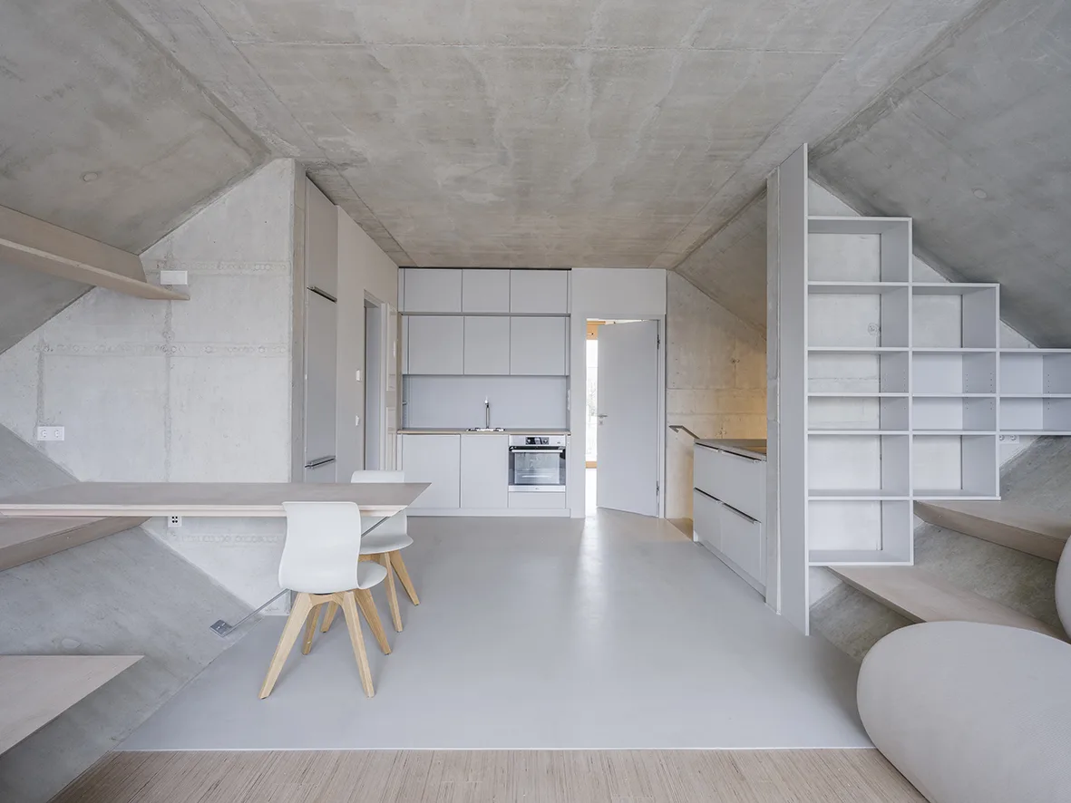 ©FLORIAN HOLZHERR-2