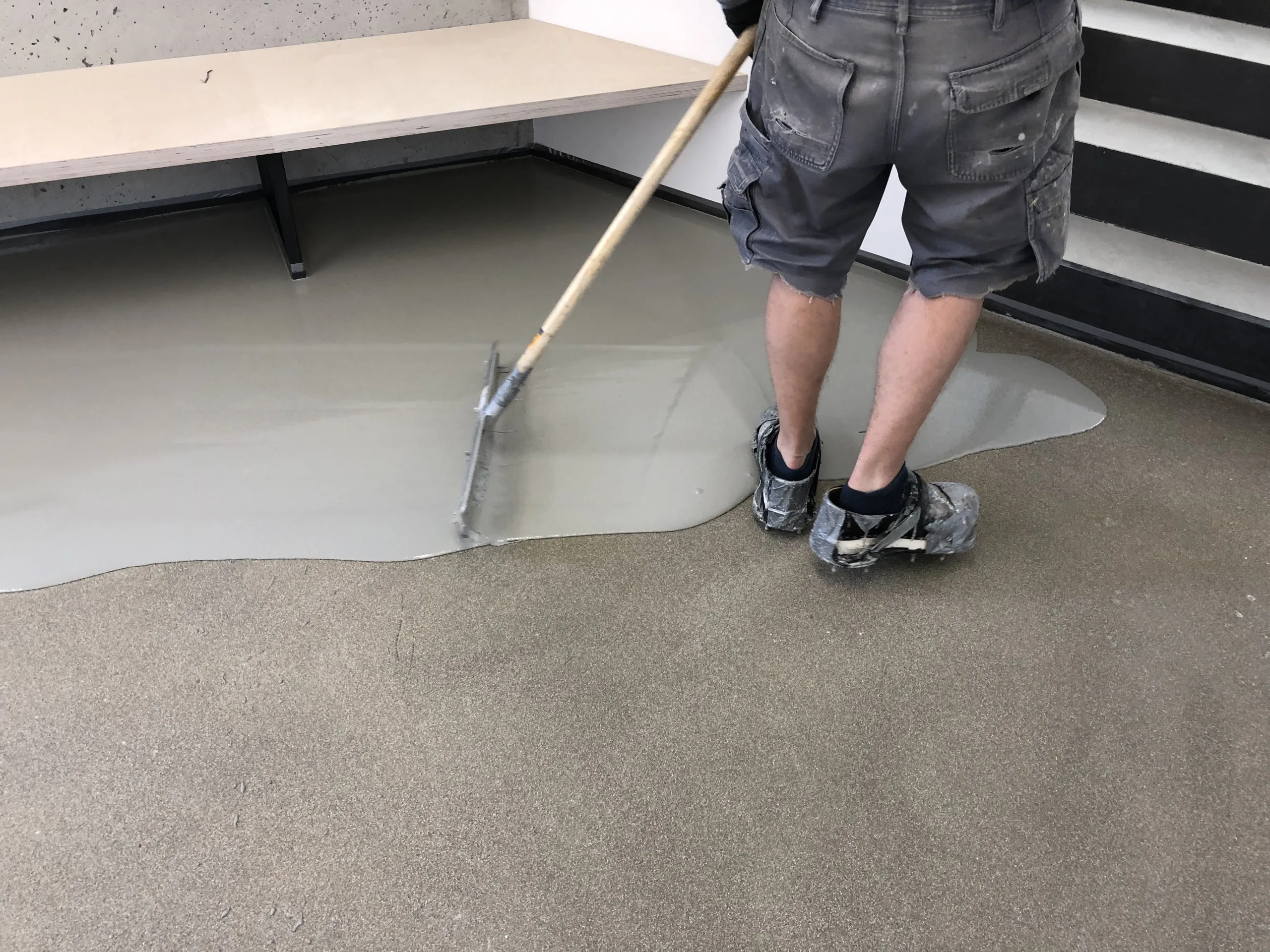 Aufgezeigt: Die Kosten für einen Spachtelboden