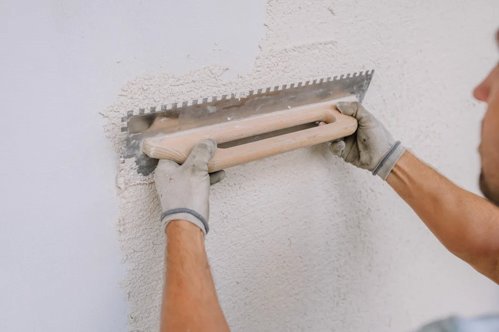 Kalkputz – 7 wichtige Tipps zur Wandbeschichtung